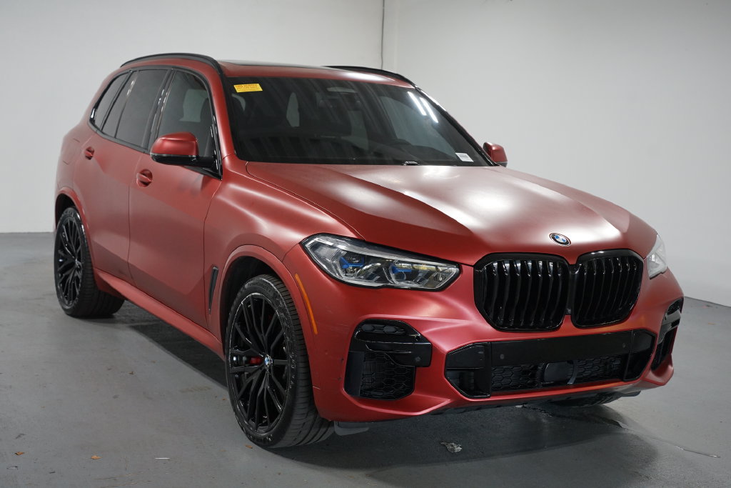 Used 2022 BMW X5 M50i w/ Executive Package AWD/4WD image 3