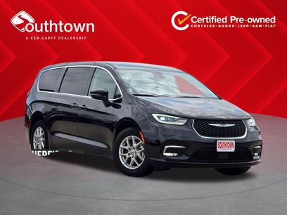 Certified 2023 Chrysler Pacifica Touring-L