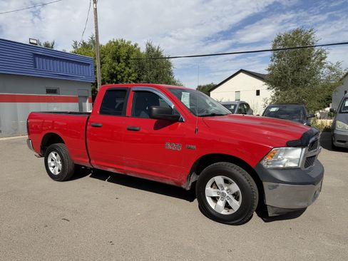 Used 2016 RAM 1500 ST w/ SXT Appearance Group AWD/4WD image 8
