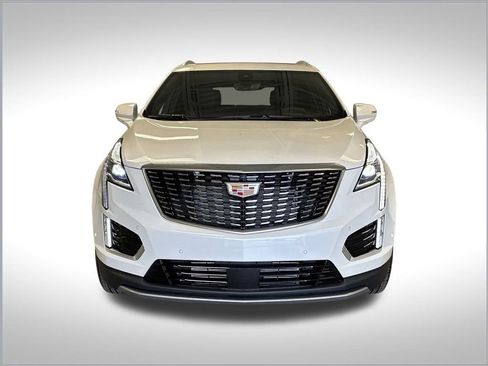New 2025 Cadillac XT5 Premium Luxury w/ Technology Package image 4