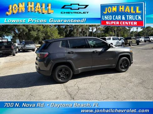 Used 2017 Jeep Compass Sport FWD image 11