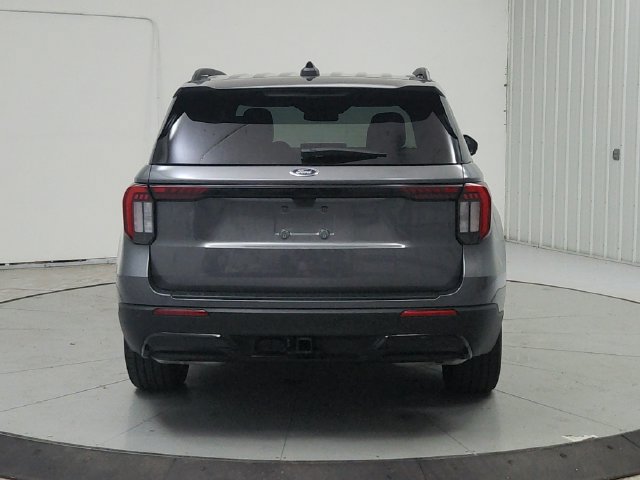 Used 2025 Ford Explorer ST-Line w/ Premium Package RWD image 7