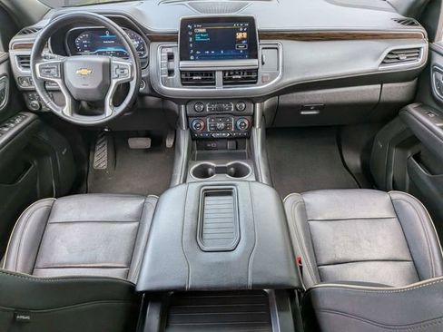 Used 2023 Chevrolet Tahoe Premier AWD/4WD image 17