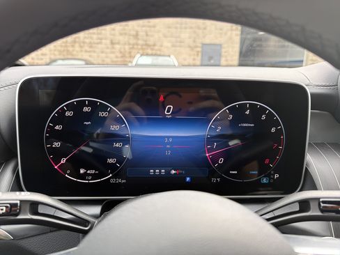 Used 2026 Mercedes-Benz GLC 300 4MATIC image 17