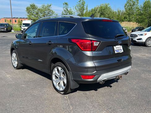 Used 2019 Ford Escape Titanium w/ U9j03 - Titanium Tow Package AWD/4WD image 3