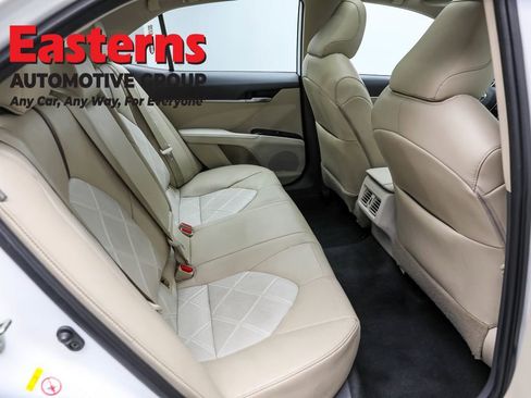 Used 2019 Toyota Camry XLE image 24