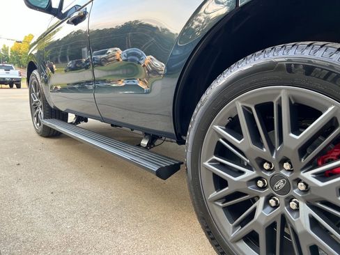 New 2025 Ford Expedition Platinum w/ Stealth Performance Package image 39