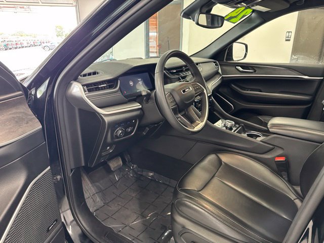Used 2024 Jeep Grand Cherokee Limited 4xe AWD/4WD image 18