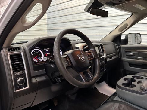 Used 2017 RAM 2500 SLT AWD/4WD image 12