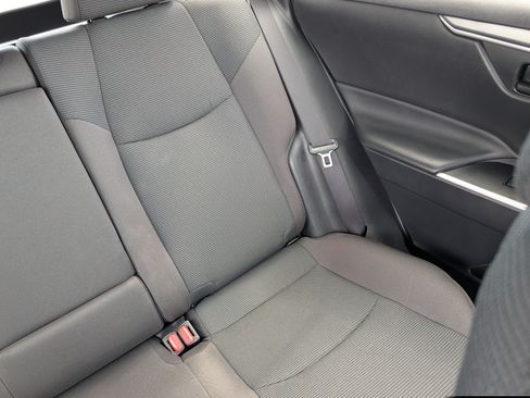 Used 2024 Toyota RAV4 LE AWD/4WD image 14