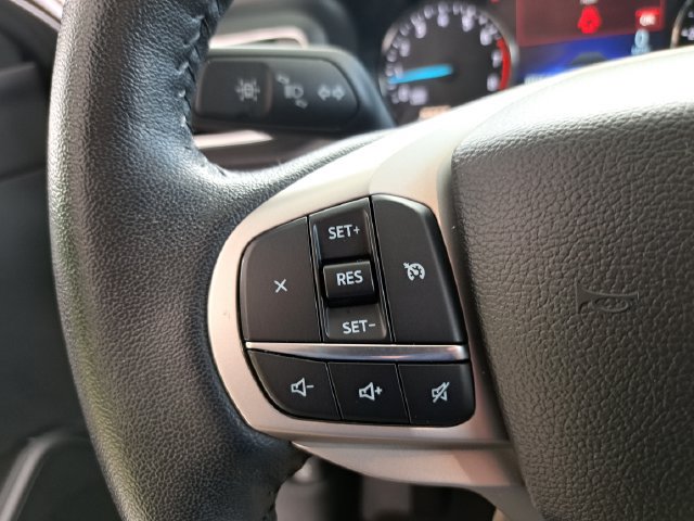Used 2024 Ford Explorer XLT w/ Equipment Group 202A RWD image 19
