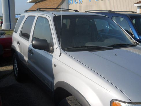 Used 2002 Ford Escape XLT image 5