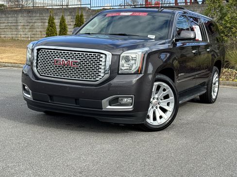 Used 2016 GMC Yukon XL Denali w/ Open Road Package image 5