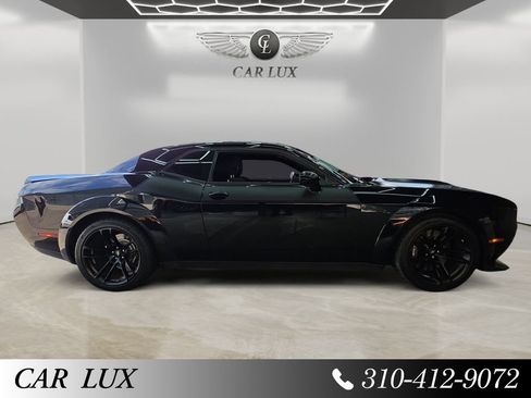 Used 2021 Dodge Challenger R/T Scat Pack RWD image 6