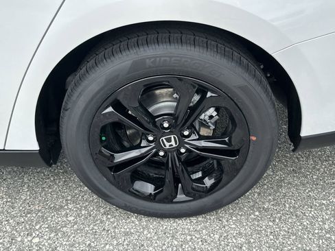 Used 2025 Honda Accord SE image 12