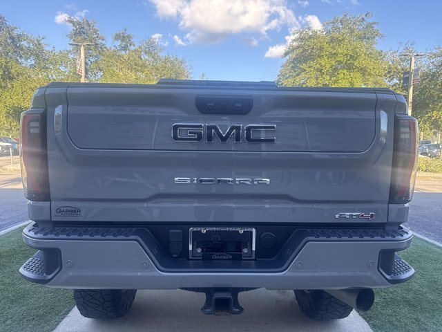 Used 2025 GMC Sierra 2500 AT4 w/ AT4 Premium Plus Package AWD/4WD image 5