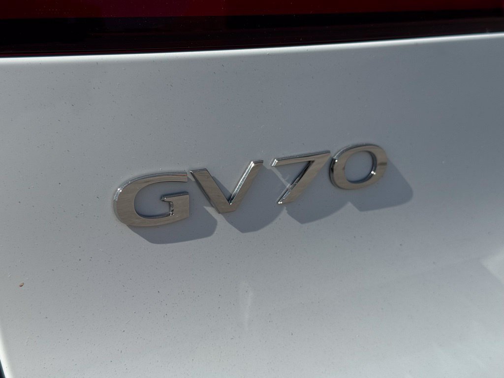 Used 2026 Genesis GV70 2.5T Sport Prestige AWD/4WD image 15