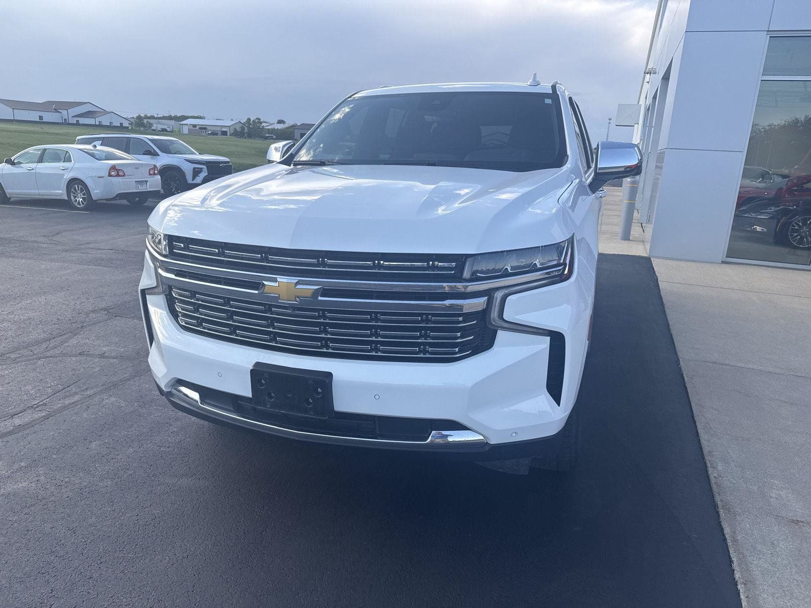 Used 2024 Chevrolet Tahoe Premier AWD/4WD image 6