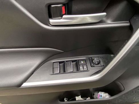 Used 2024 Toyota RAV4 XLE image 13