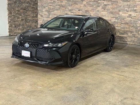 Used 2022 Toyota Avalon XSE w/ Protection Package (TMS) image 5