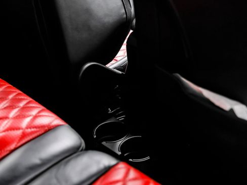 Used 2015 Mercedes-Benz G 63 AMG 4MATIC w/ PA6 Package image 39