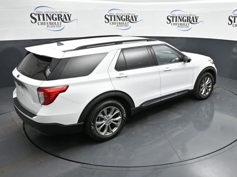 Used 2021 Ford Explorer XLT w/ Equipment Group 202A RWD image 15