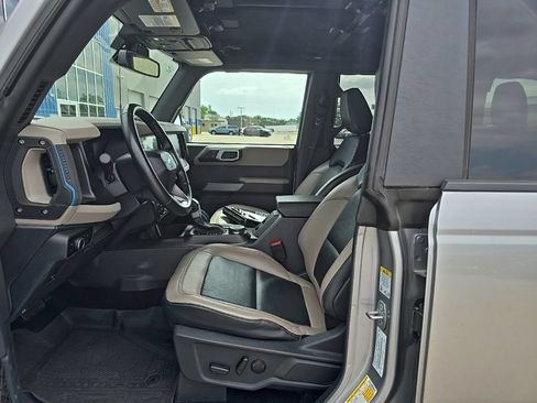 Used 2023 Ford Bronco Wildtrak AWD/4WD image 7