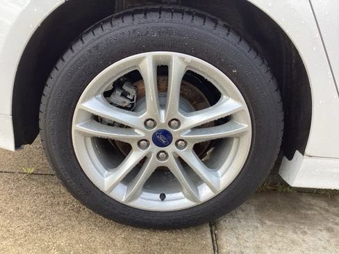 Used 2018 Ford Fusion S FWD image 7