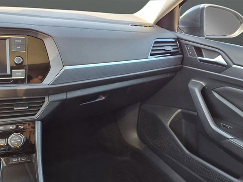 Used 2023 Volkswagen Jetta SE image 55