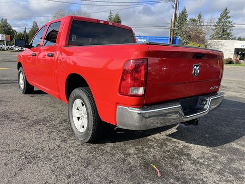 Used 2017 RAM 1500 ST w/ SXT Appearance Group image 3