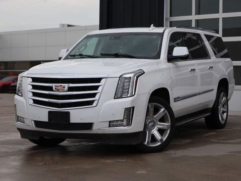 Used 2020 Cadillac Escalade ESV Premium Luxury AWD/4WD image 3