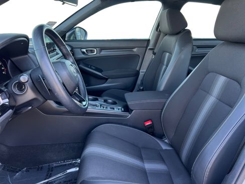 Used 2023 Honda Civic Sport image 9