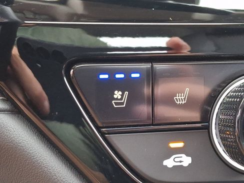 Certified 2025 Honda Accord Touring image 26