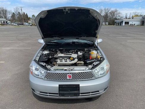 Used 2003 Saturn L-Series LW300 w/ Convenience Pkg image 2