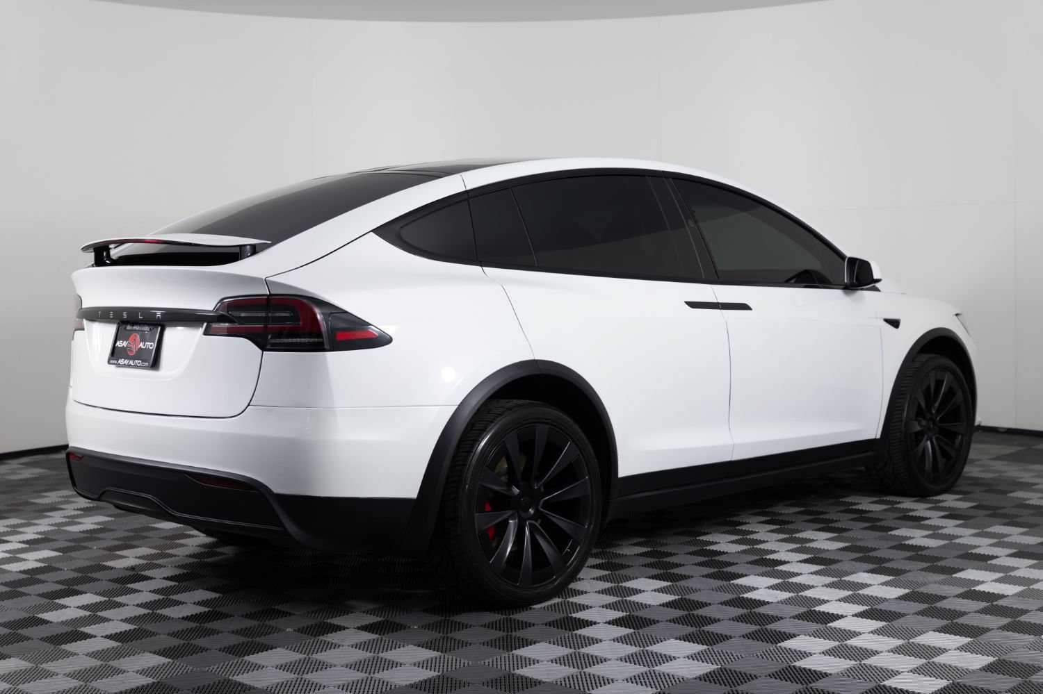 Used 2023 Tesla Model X AWD/4WD image 8