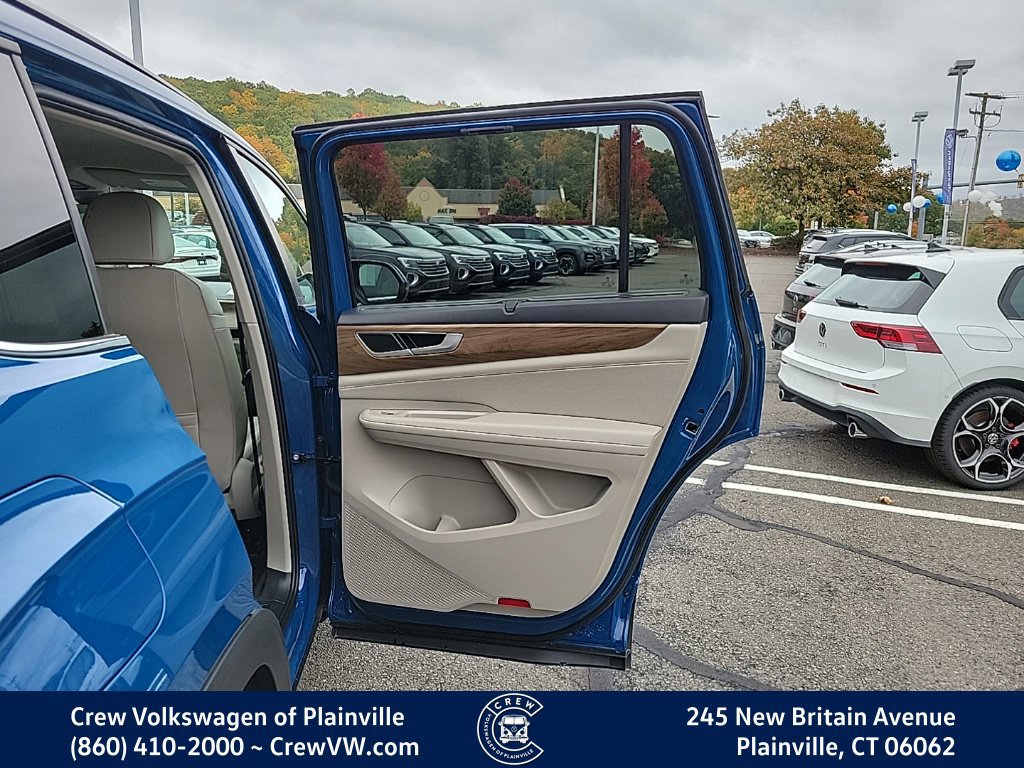 Certified 2026 Volkswagen Atlas SE AWD/4WD image 45