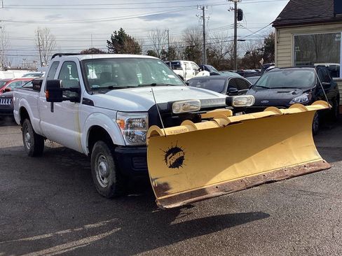 Used 2012 Ford F250 XL w/ PWR Equipment Group image 2