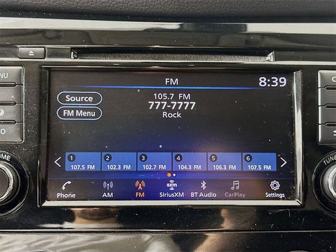 Used 2019 Nissan Rogue S image 14