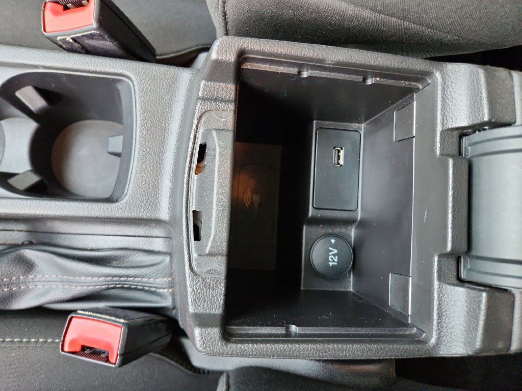Used 2018 Ford Focus SE FWD image 30