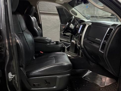 Used 2018 RAM 2500 Laramie AWD/4WD image 13