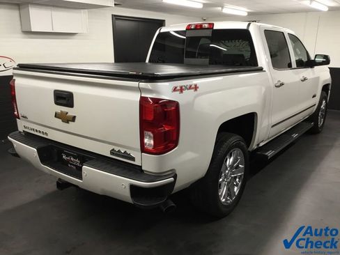 Used 2017 Chevrolet Silverado 1500 High Country image 11