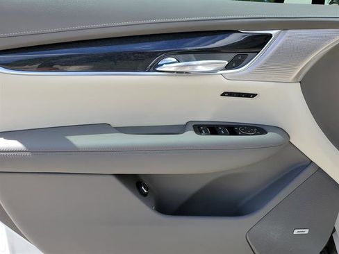 Certified 2023 Cadillac XT6 Premium Luxury w/ Technology Package image 43