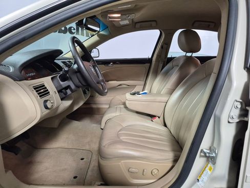 Used 2010 Buick Lucerne CXL FWD image 9