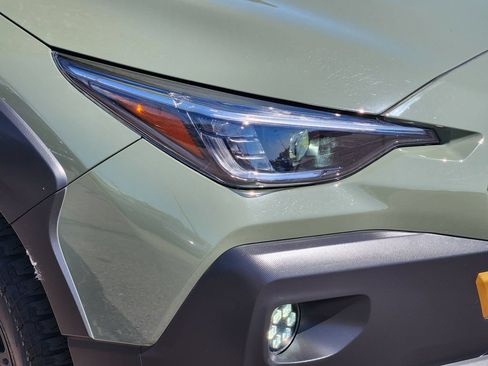 Used 2024 Subaru Crosstrek 2.5i Wilderness AWD/4WD image 28