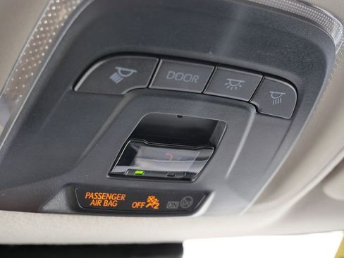 Used 2024 Toyota Corolla LE image 48