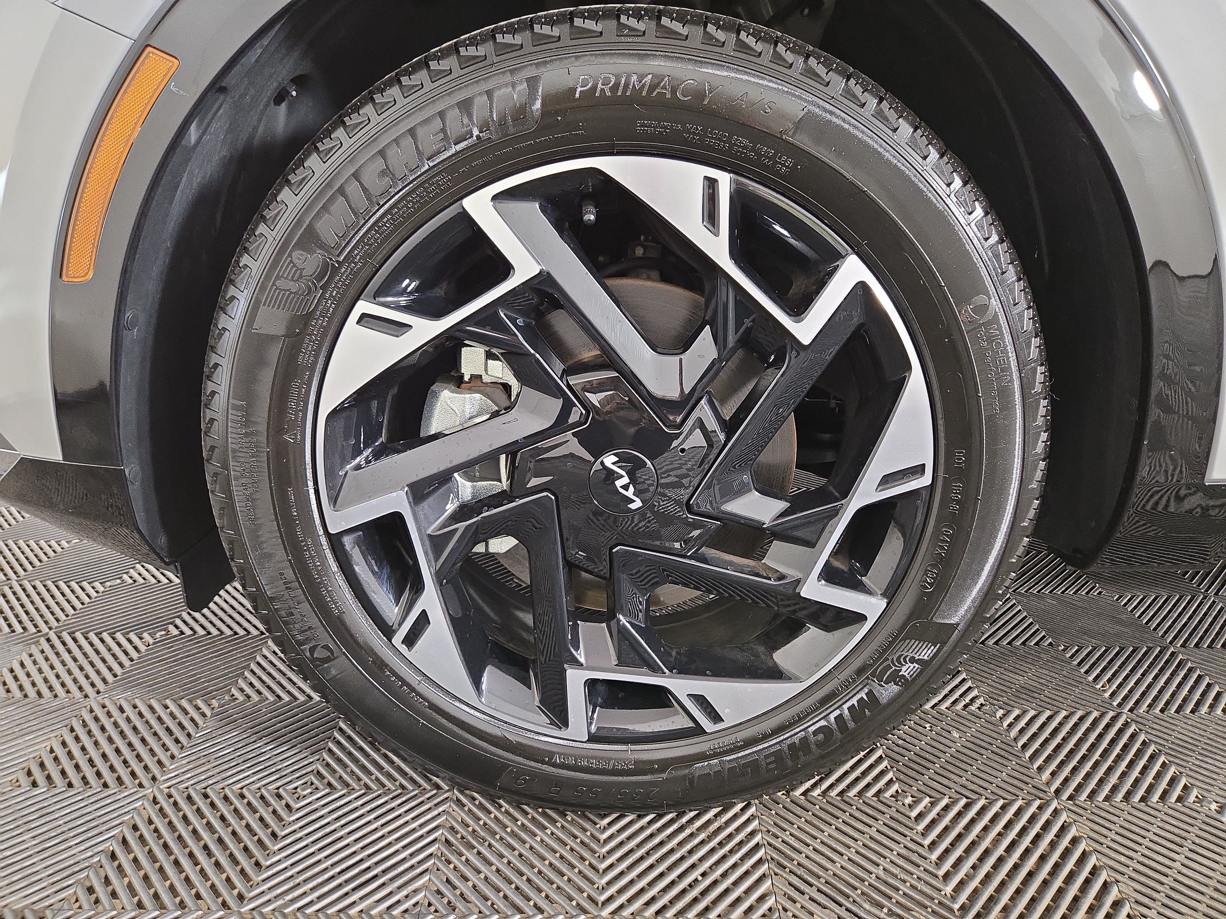 Used 2025 Kia Sportage SX FWD image 35