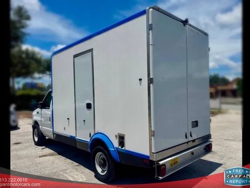 Used 2023 Ford E-350 and Econoline 350 Super Duty w/ Power Windows & Locks Group RWD image 7