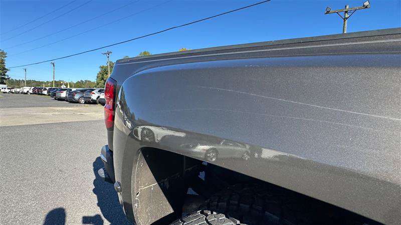 Used 2015 Chevrolet Silverado 3500 High Country w/ Duramax Plus Package AWD/4WD image 32