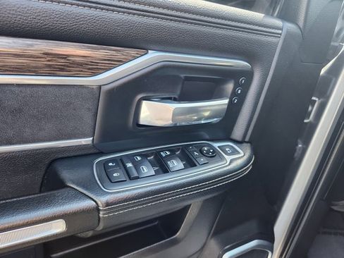 Used 2019 RAM 2500 Laramie image 12