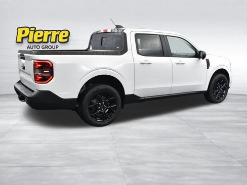 New 2026 Ford Maverick Lariat w/ Black Appearance Package image 4